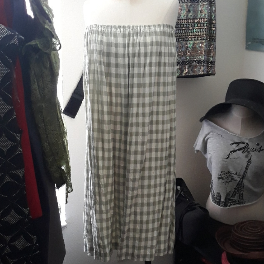 Dress - Picture 7 of 10